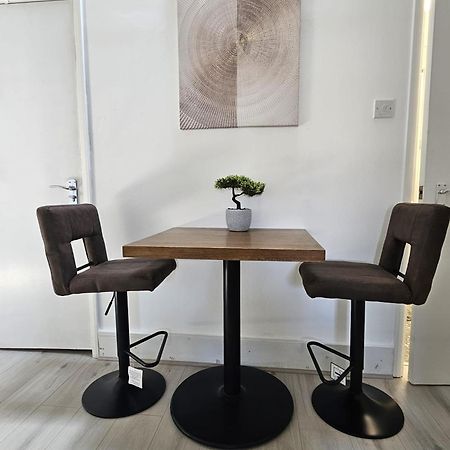 Trendy Apartment In Old Street London Exteriör bild
